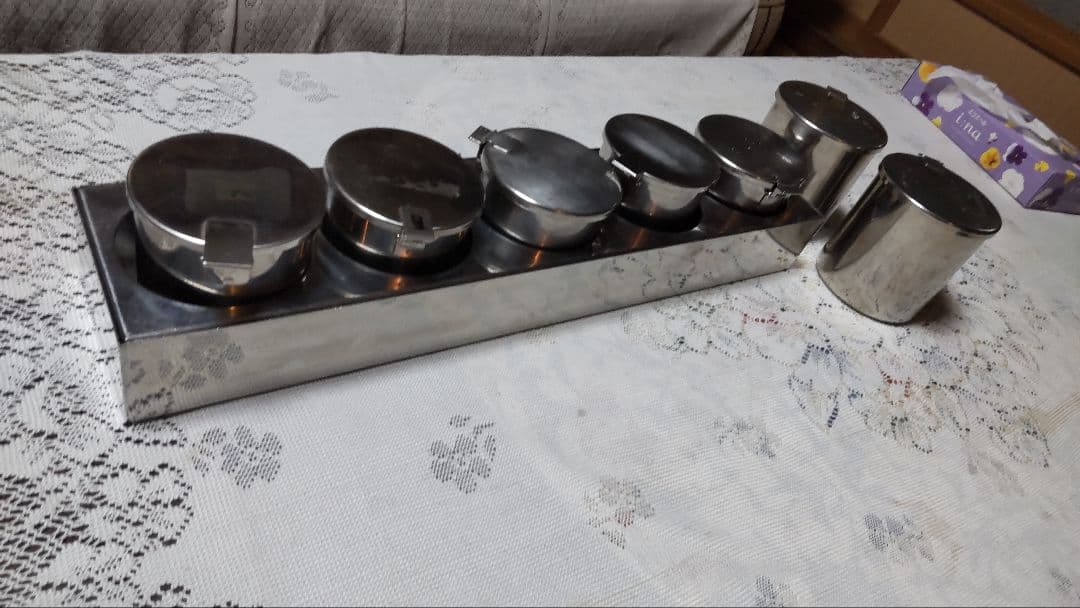 万能つぼ５個、ステンレスケース、万能つぼ大2個セット