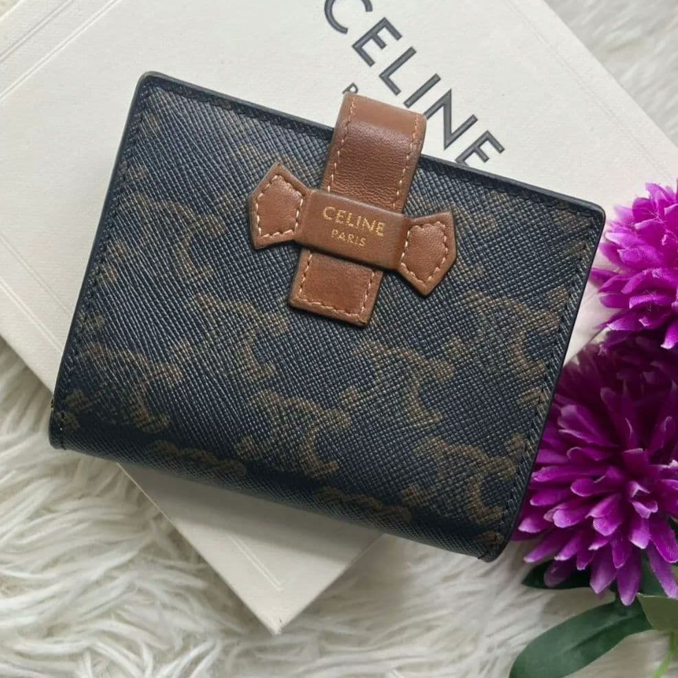 【美品✨人気】セリーヌ 折り財布 トリオンフキャンバス スモールストラップ
