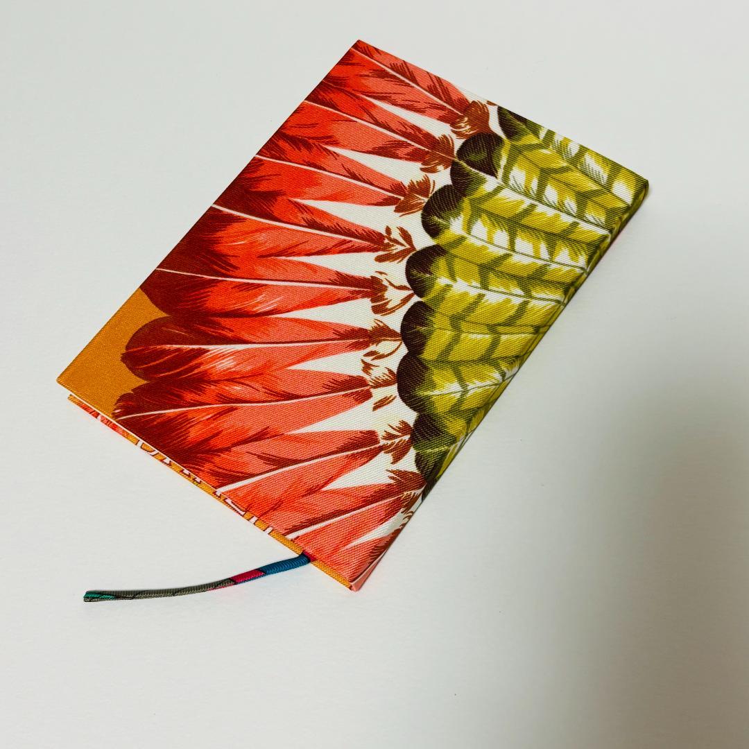 新品　Hermes 花柄ノート オレンジ　箱付き