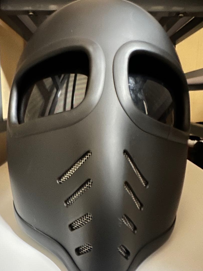 定価26,900円のジャギ風ヘルメット