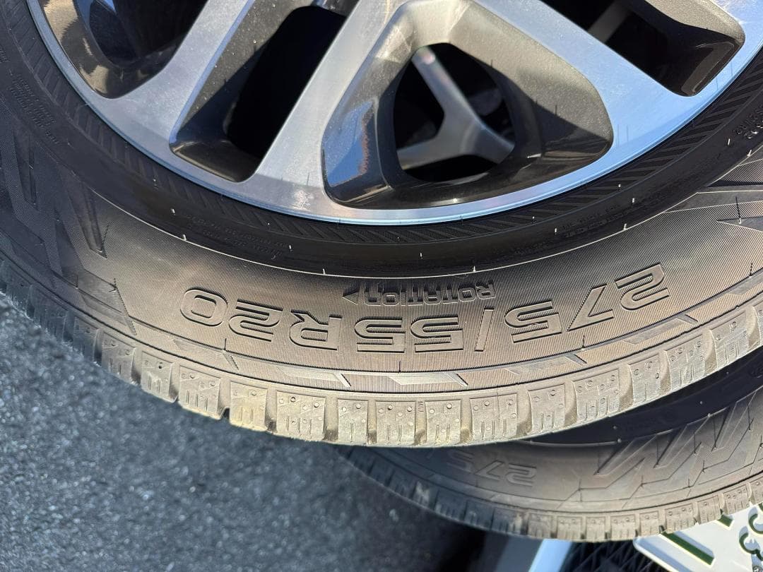 ランドローバー ディフェンダー 純正 20インチ スタッドレス　ノキアン