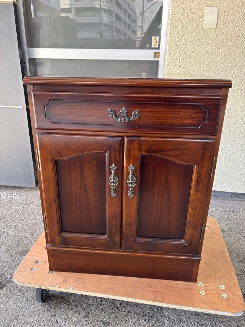 カリモク　コロニアル　チェスト　キャビネット