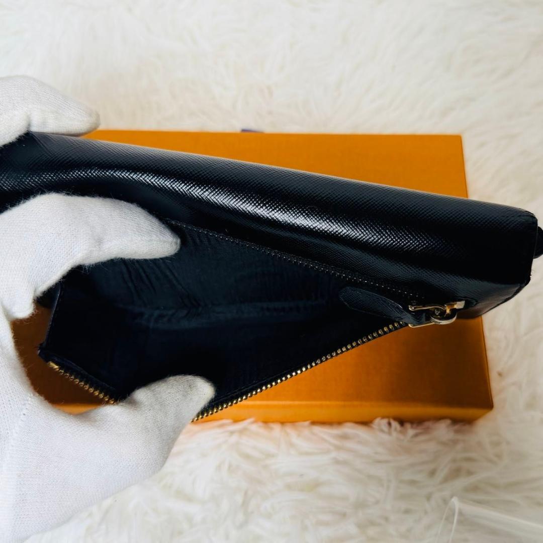 【セール中】PRADA サフィアーノレザー長財布 プラダ ブラック 2つ折り財布
