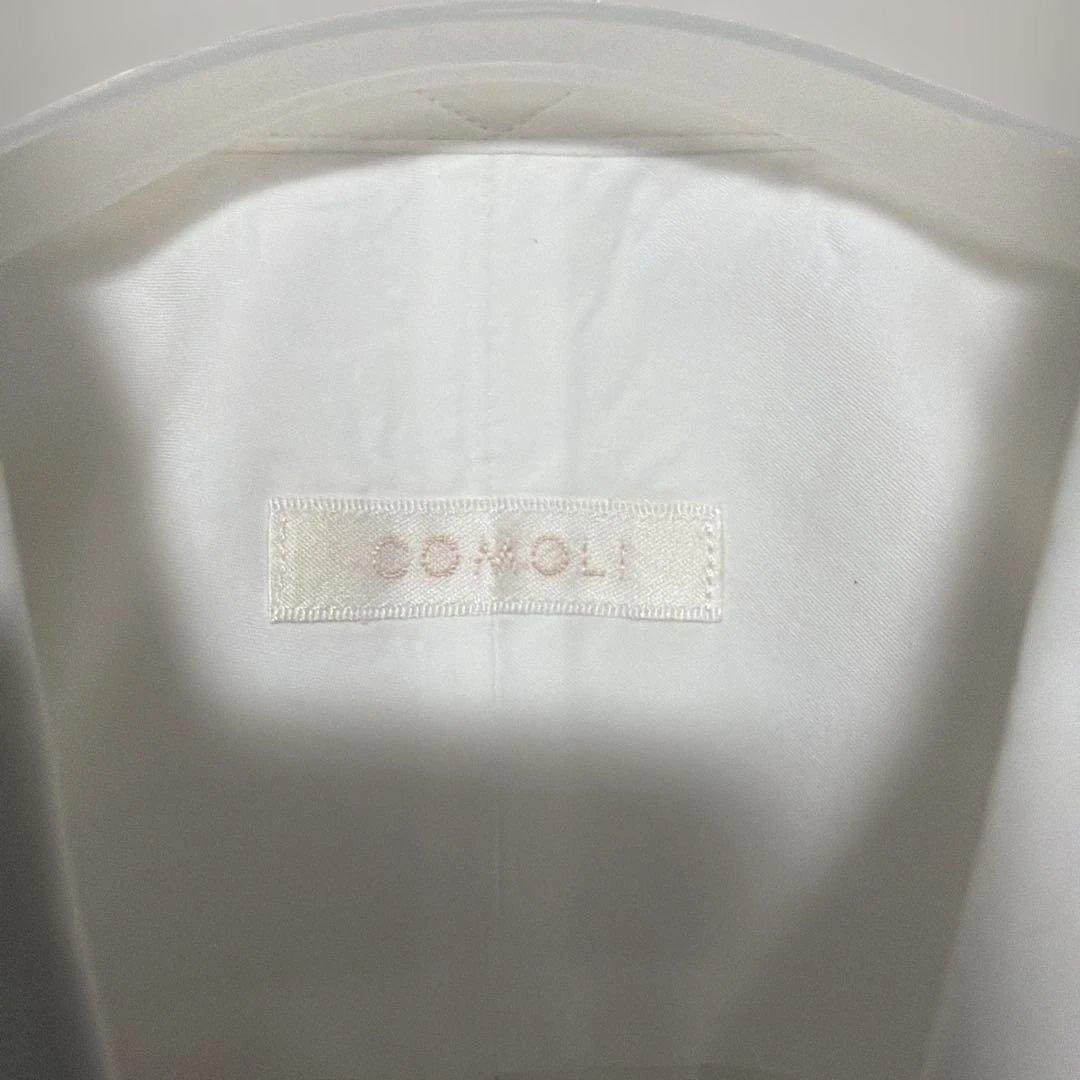 COMOLI ツイルドレスシャツ