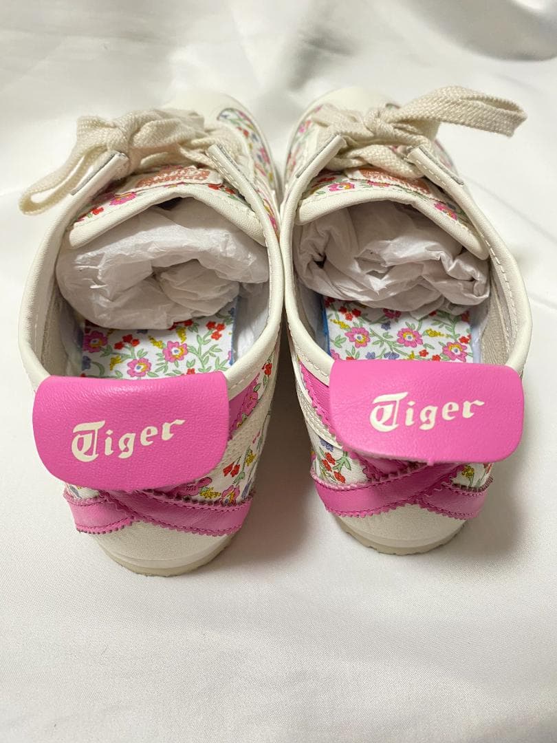 美品‼ Onitsuka Tiger MEXICO 66 花柄 25.5㎝