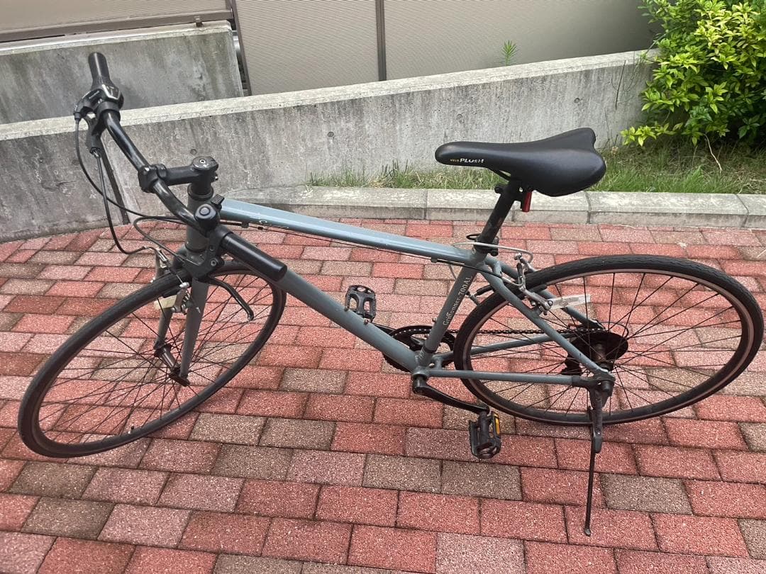 グレー アルミニウムフレーム ロードバイク