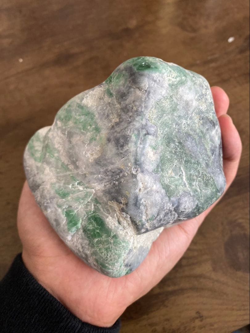 ⭐︎8月限定最終値下げ⭐︎ 翡翠　黒　緑　597g