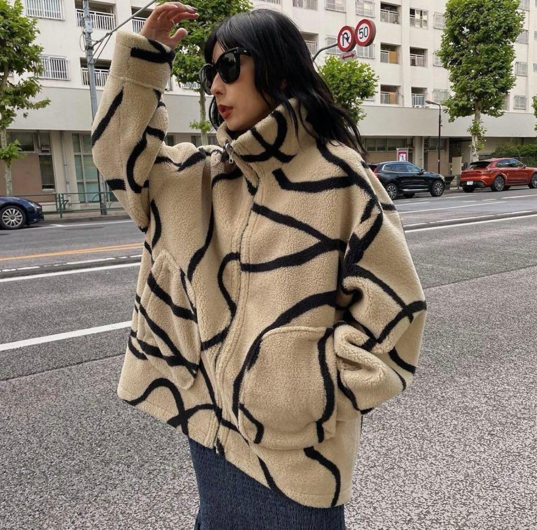 【最終値下】AMERI 2WAY REVERSIBLE BOA JACKET