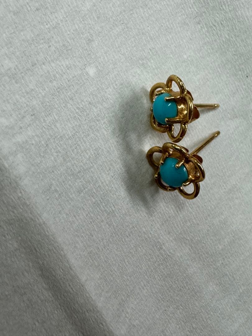 K18 ピアス　1.12g 貴金属　金　フラワー