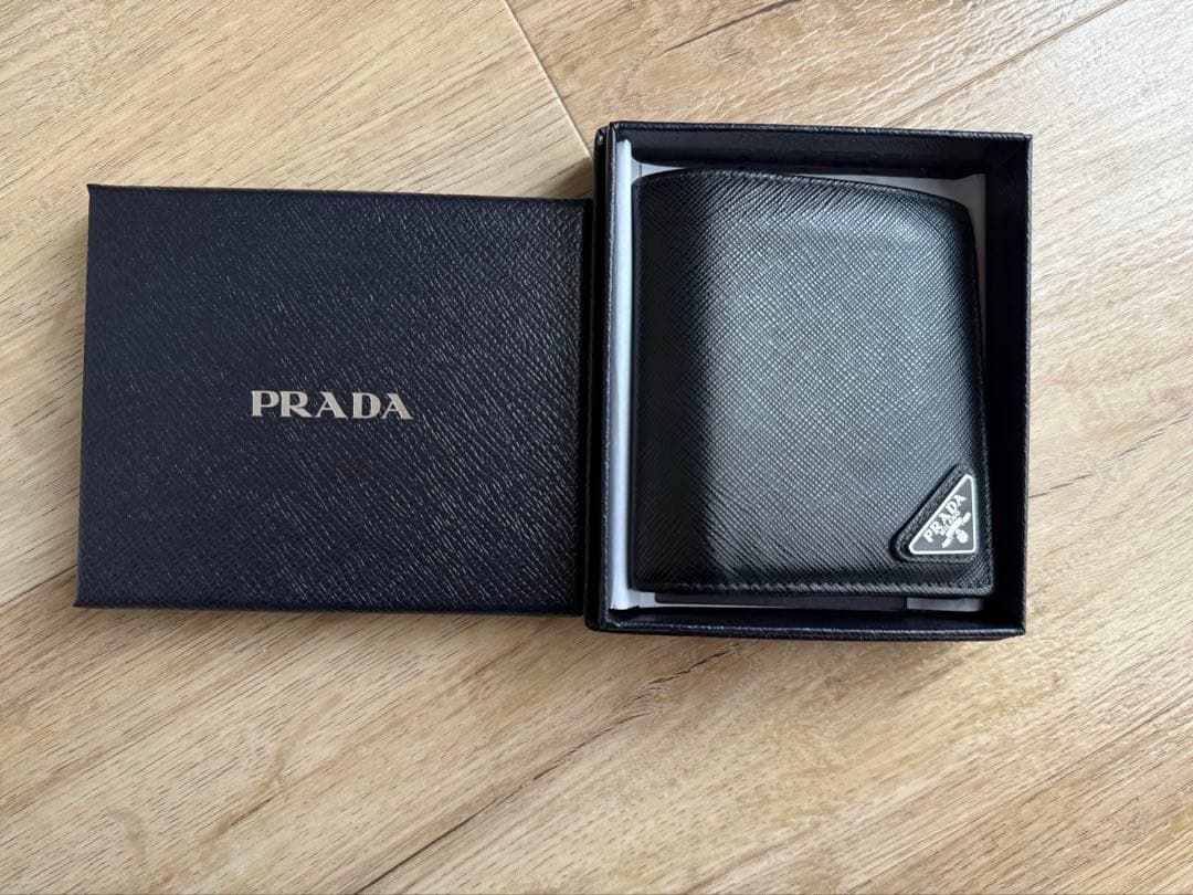 ★PRADA★財布 二つ折り メンズ ブラック