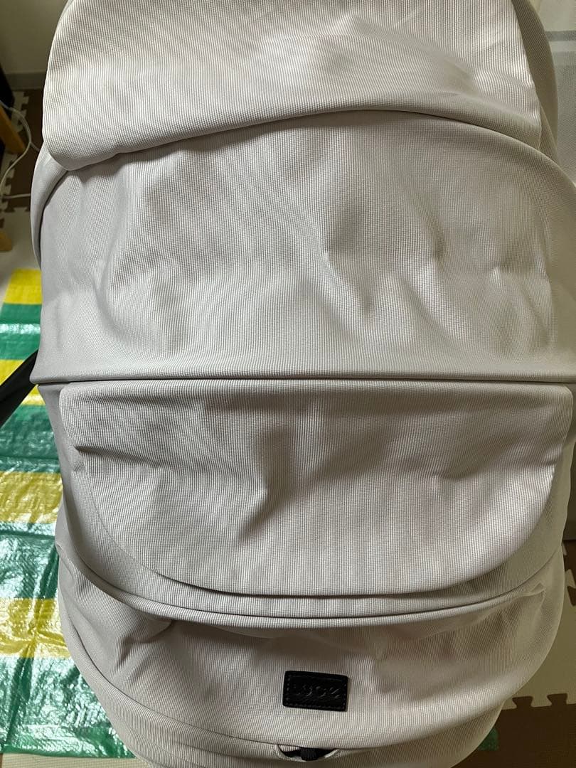 エマ アップリカ　ルーチェフリー　ベージュ