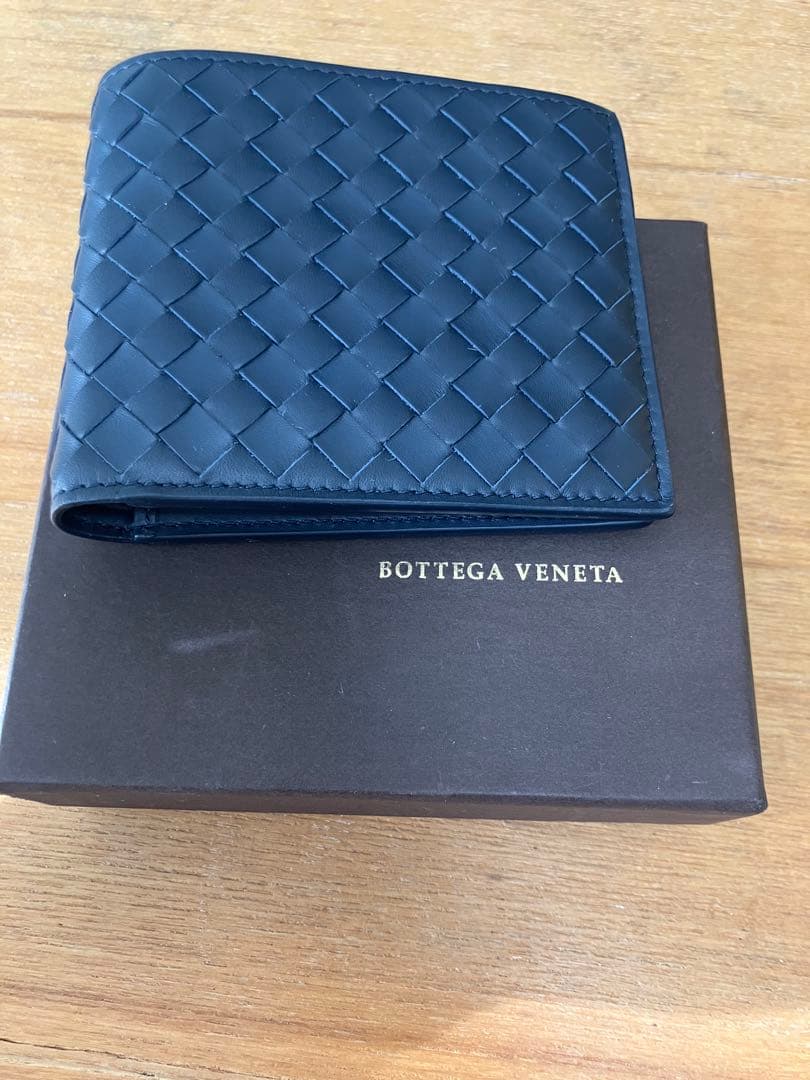 ボッテガ　ヴェネタ イントレチャート財布