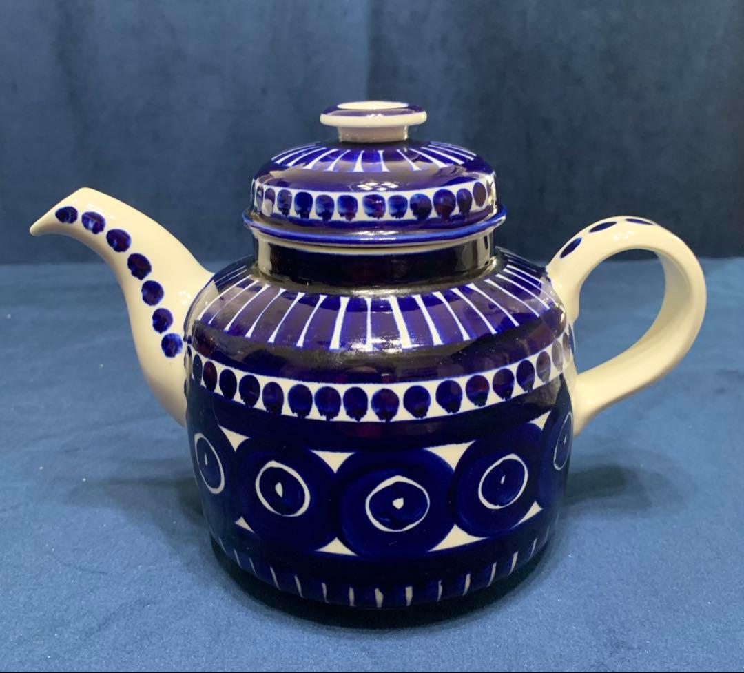 Finland ARABIAの手書き上絵付けの完璧なコーヒー／ティーセット