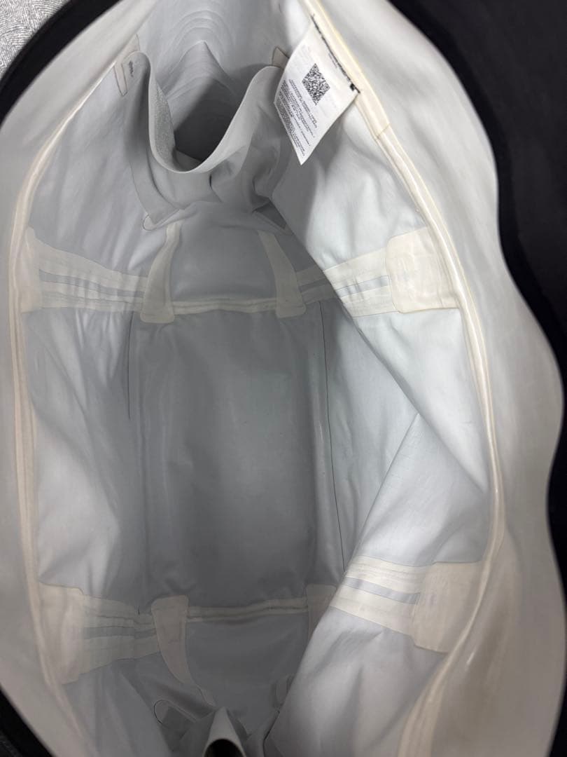 フク　Arc'teryx グランビィル　トートバッグ