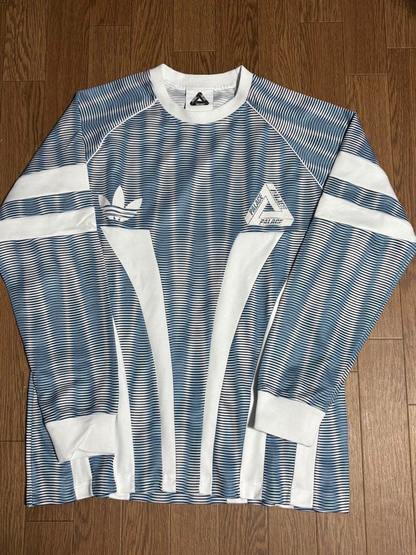 Adidas ✖︎ Palace ロンT