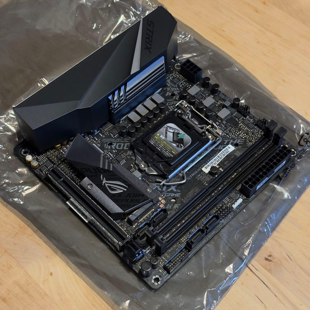 ASUS ROG STRIX H370-I GAMING マザーボード