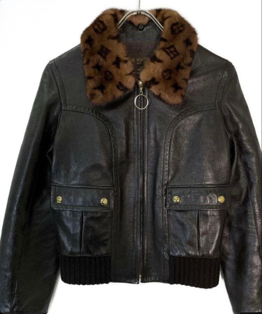 kyaloring♬︎ ルイヴィトン レザージャケット 36サイズ羊革