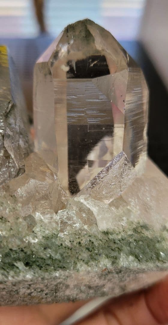 ！逸品！ヒマラヤ鉱山 湧水のような透明感！これぞマニハール水晶原石クラスター！