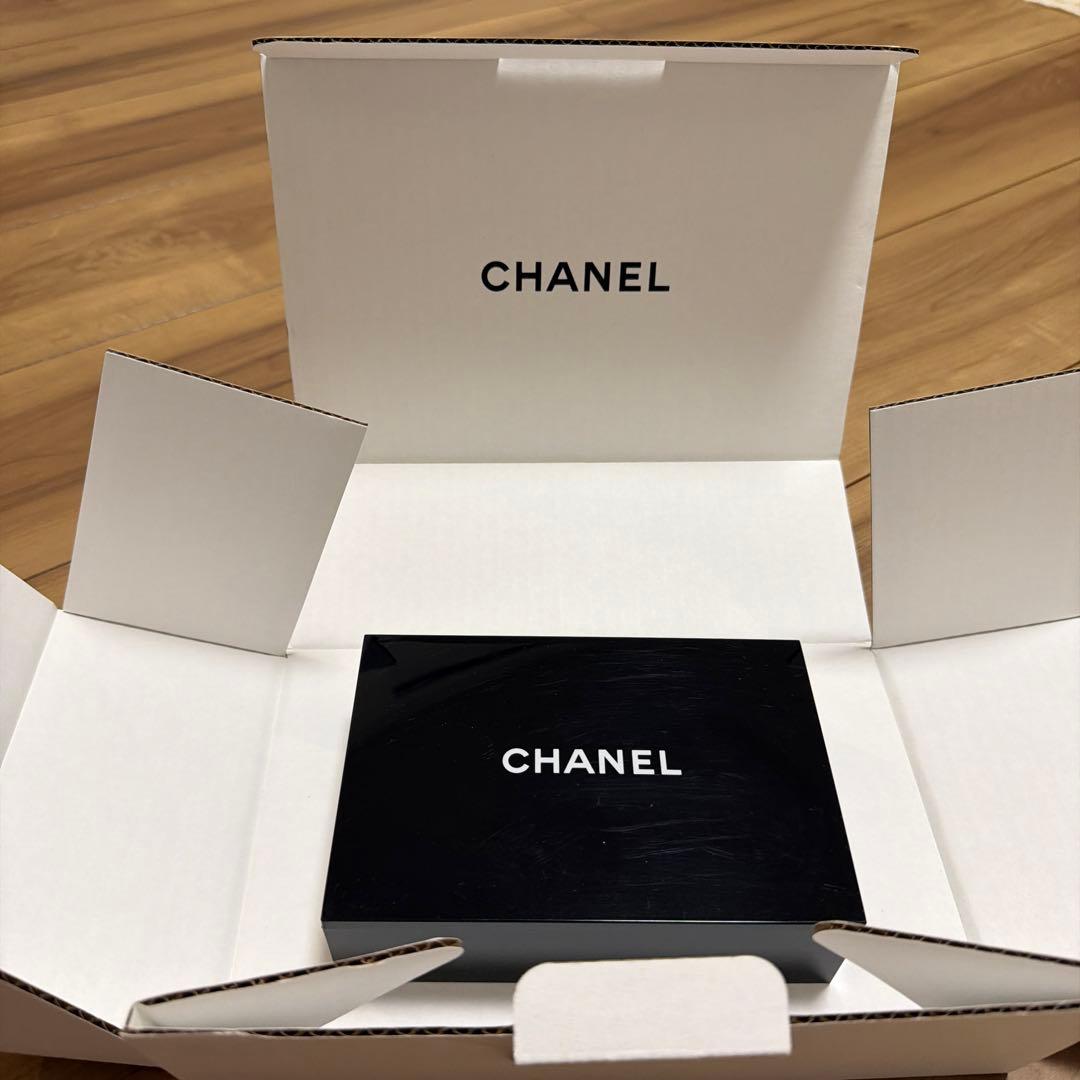 CHANEL シャネル　ノベルティ　ジュエリーケース　ミラー付き