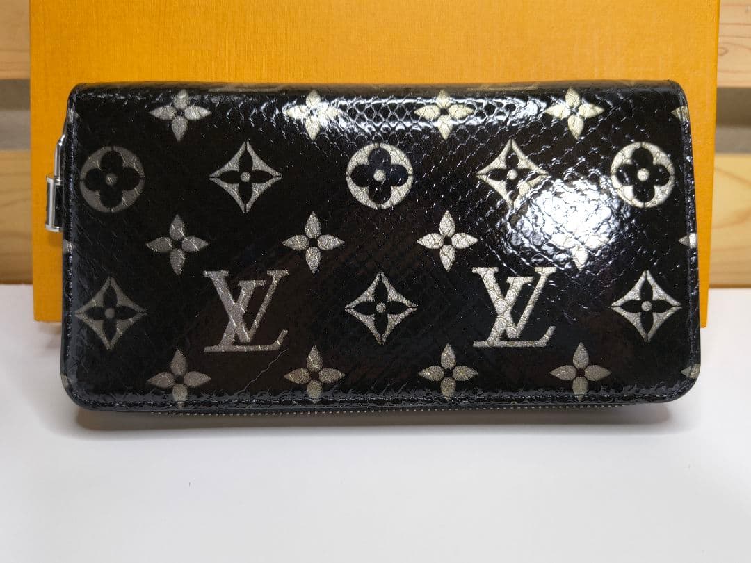 ヴィトン モノグラム エキゾチック パイソン 長財布 N96955