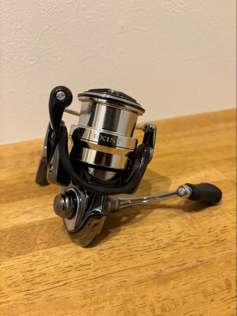 ダイワ EXIST 2500S-C スピニングリール