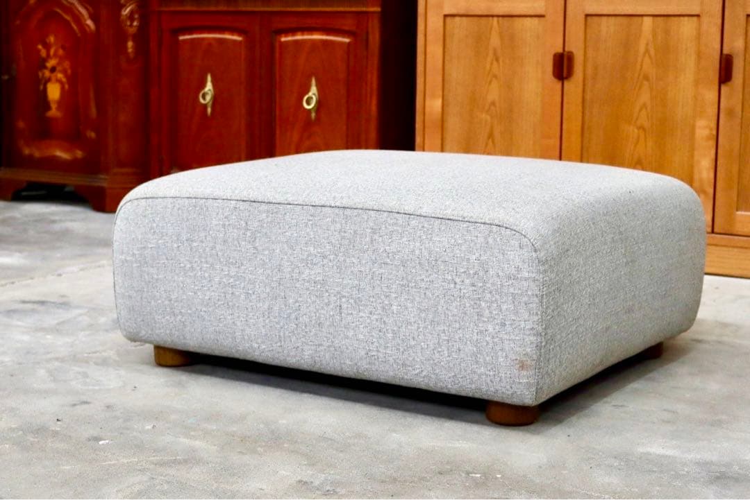 GMIK52○unico / ウニコ VAUS ヴァウス オットマン スツール