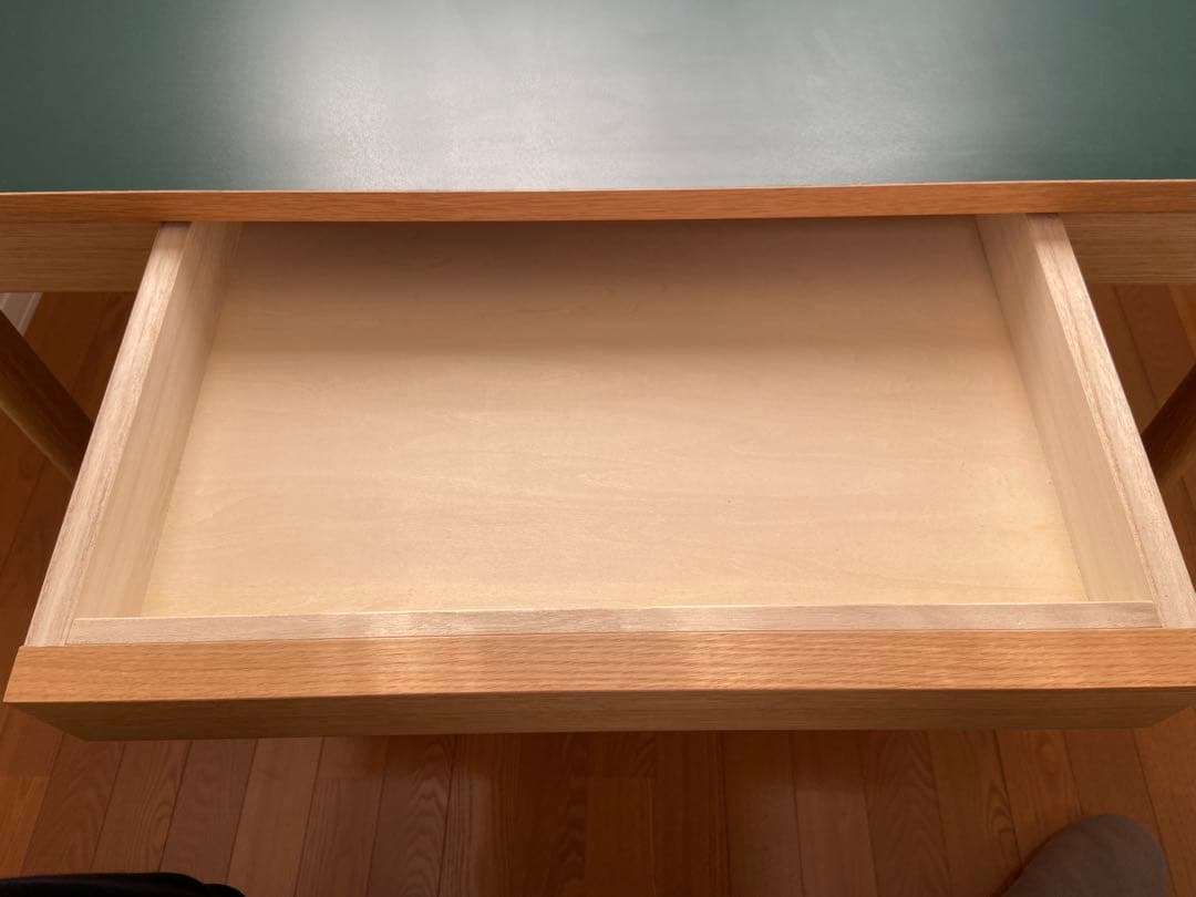 IDEE STILT TABLE 1000 Green Black デスク