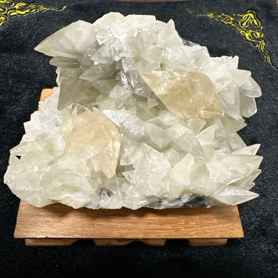 希少 高品質 黄色 ダイヤモンドカット カルサイト 原石