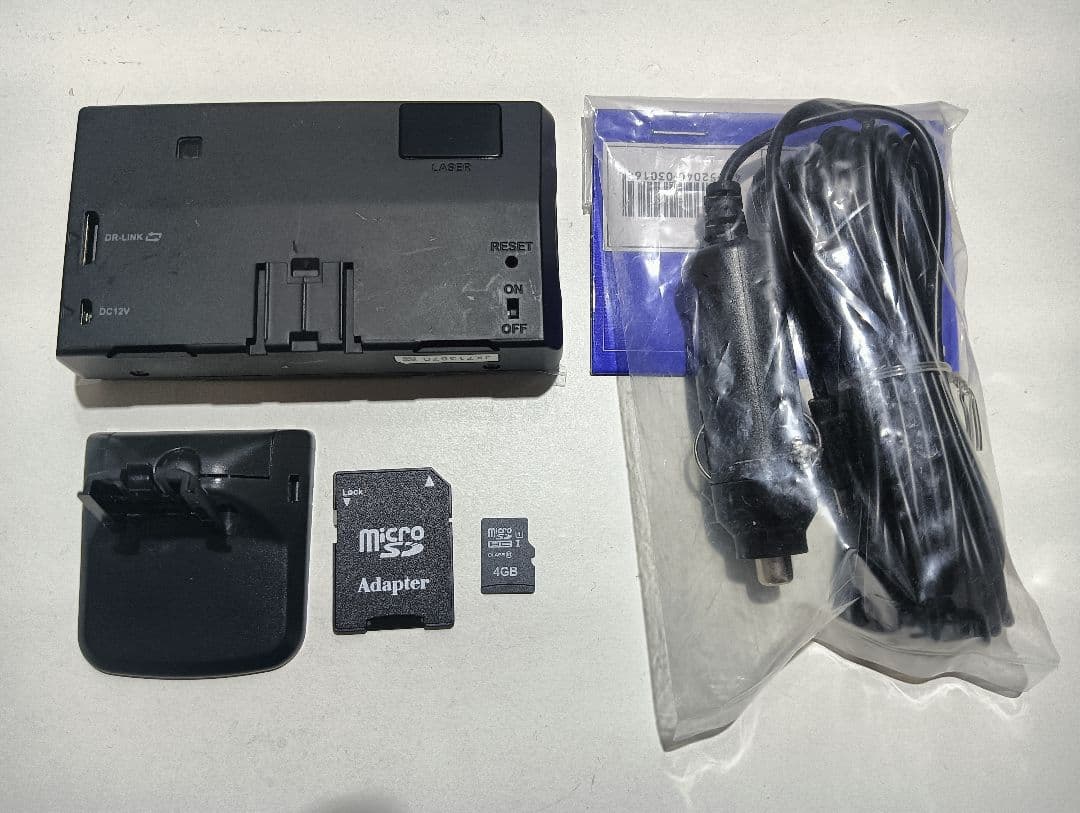 841【作動確認済】コムテック ZERO708LVレーザー＆レーダー探知機
