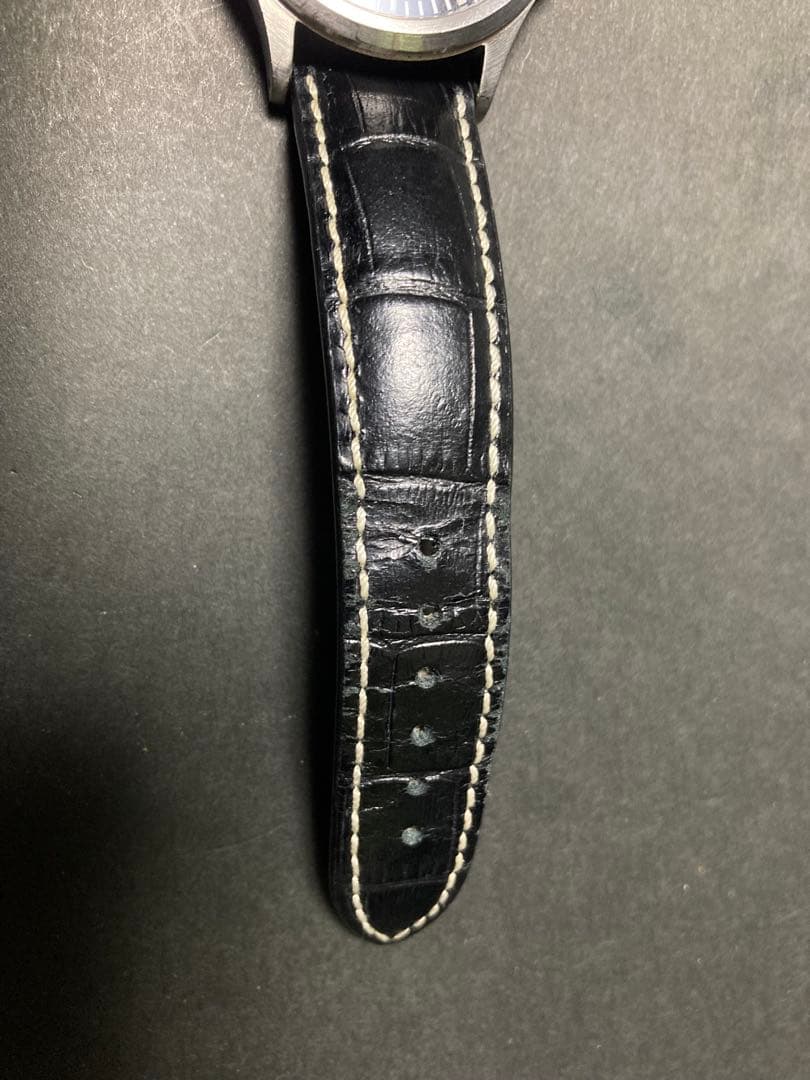 Sinn 556自動巻き時計 ブラックダイヤル 交換用ストラップ付き