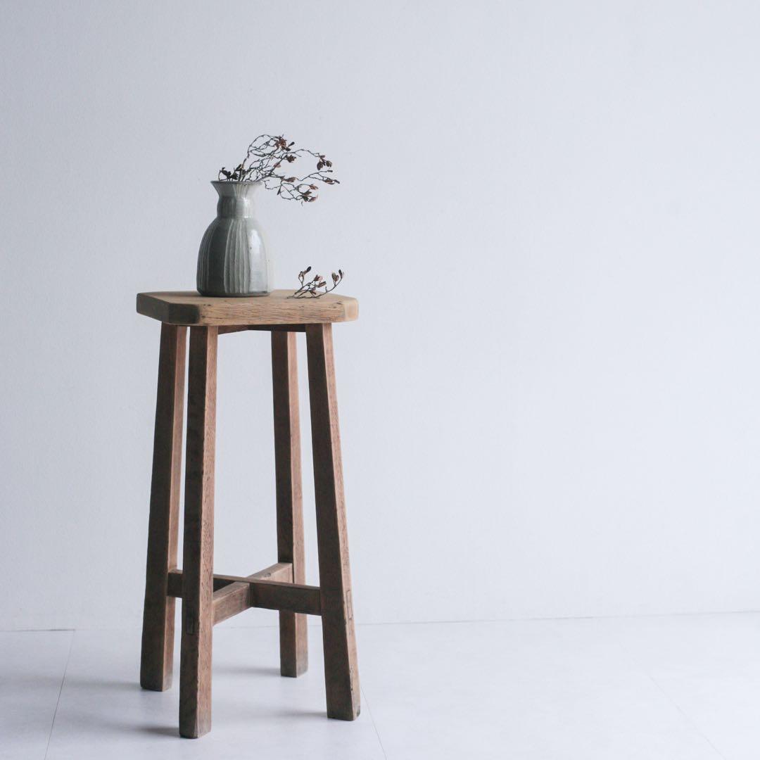 ハイスツール　花台　展示台　無垢材　古家具　カウンターチェア