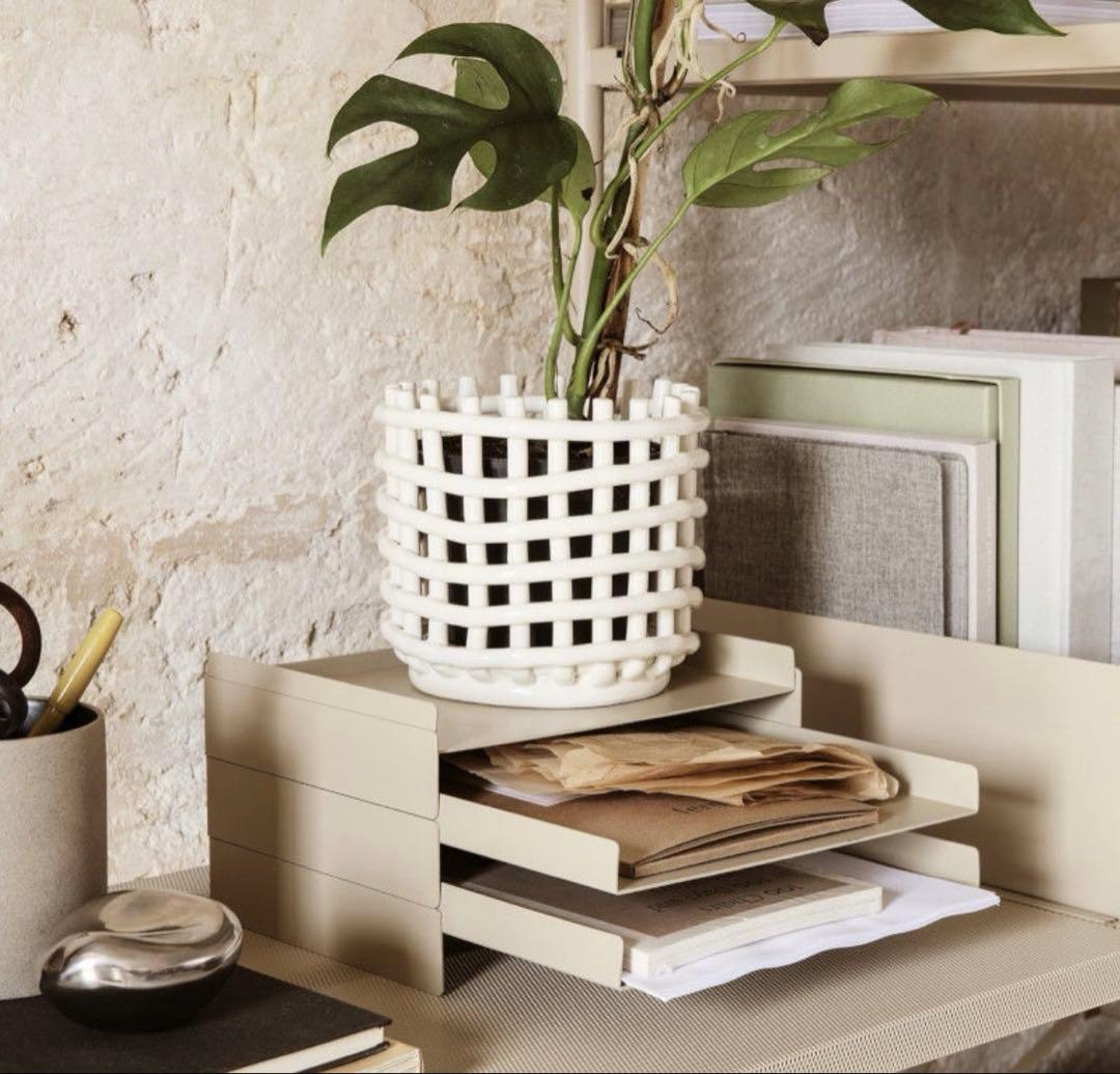 ferm LIVING ファームリビング セラミックバスケット S