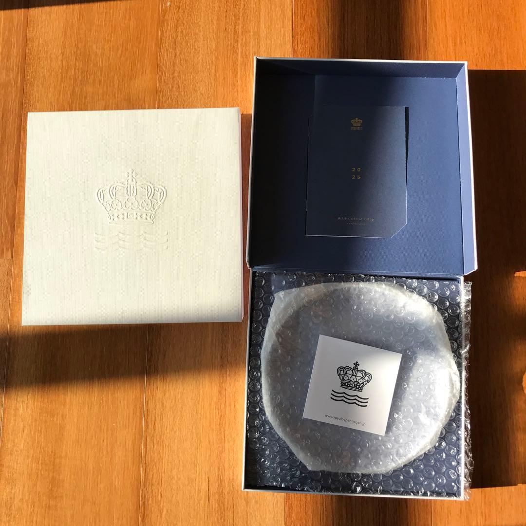 新品 ロイヤルコペンハーゲン イヤープレート 2025年版 ブルーコレクタブル