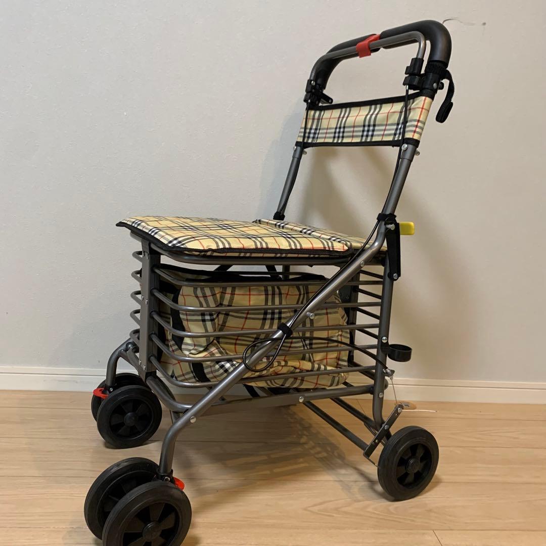 【展示品】 座れる シルバーカー　腰かけ コンパクト 折りたたみ 6輪 シニア