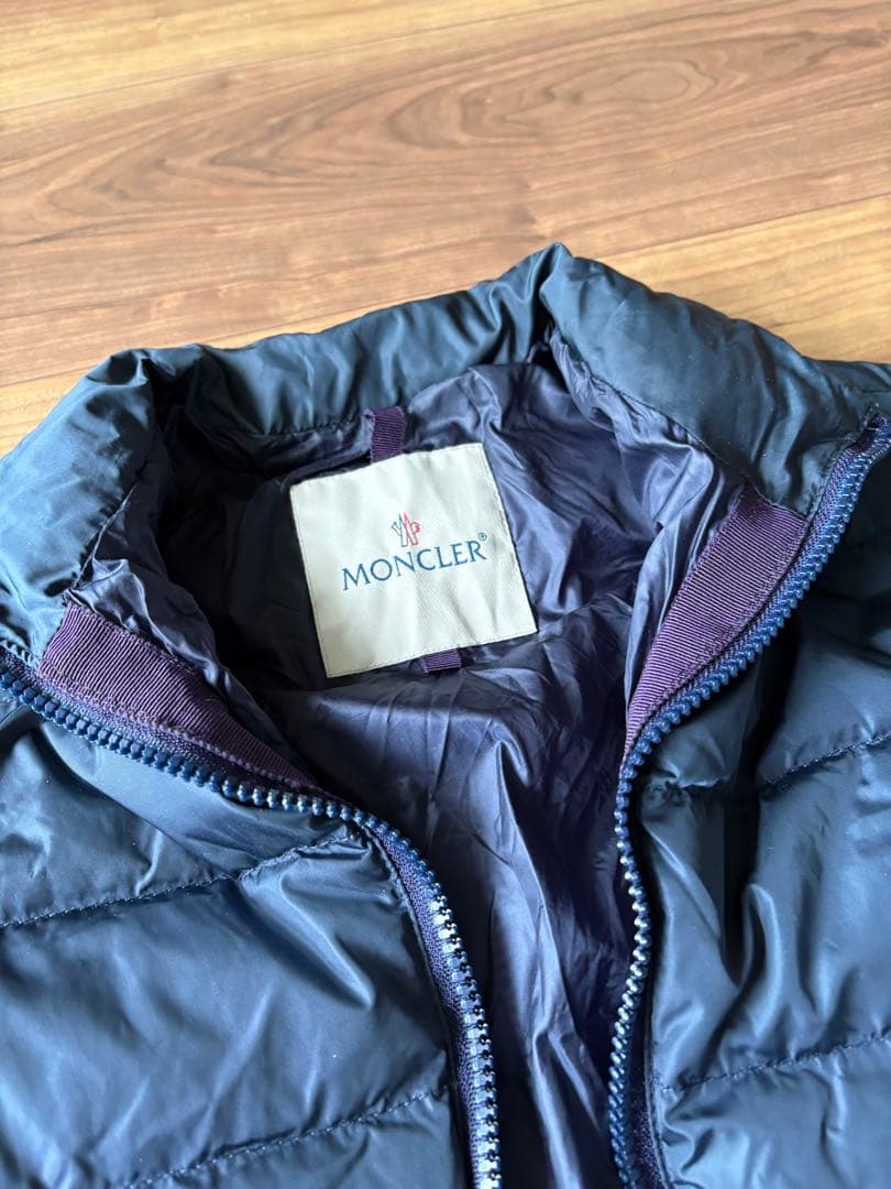 MONCLER ネイビー ダウンジャケット