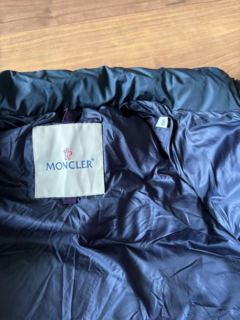 MONCLER ネイビー ダウンジャケット