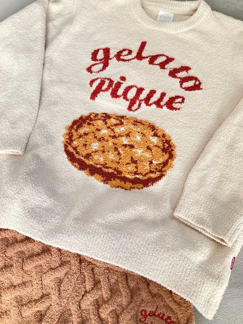 【akn】スフレPIE ジャガード プルオーバー & ショートパンツ