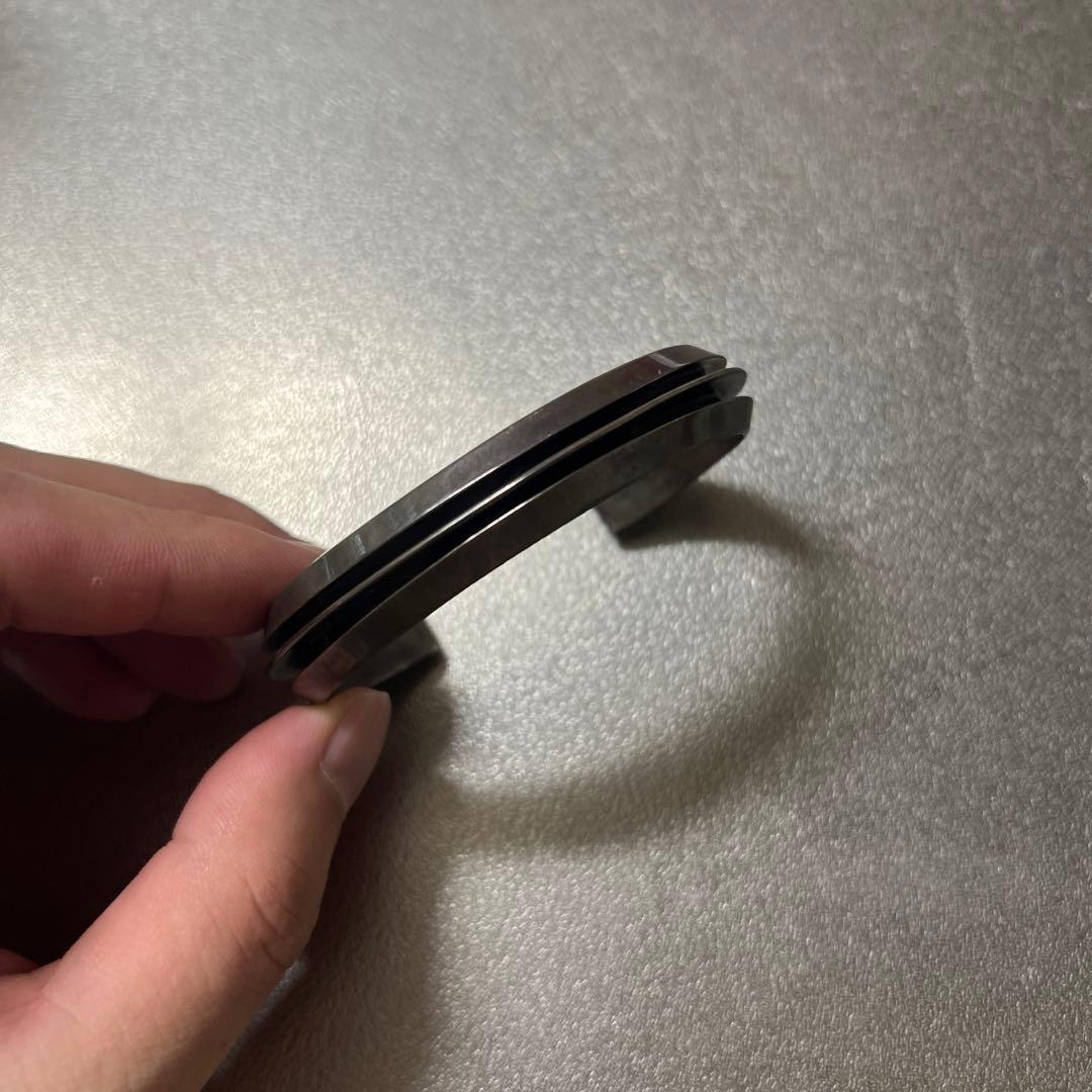 TOM HAWK バングル・リストバンド