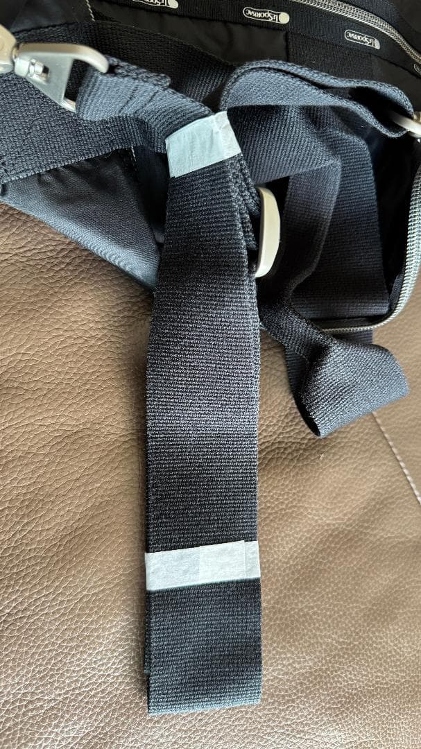 レスポートサック　ESSENTIAL MEDIUM DUFFLE　黒を安価で