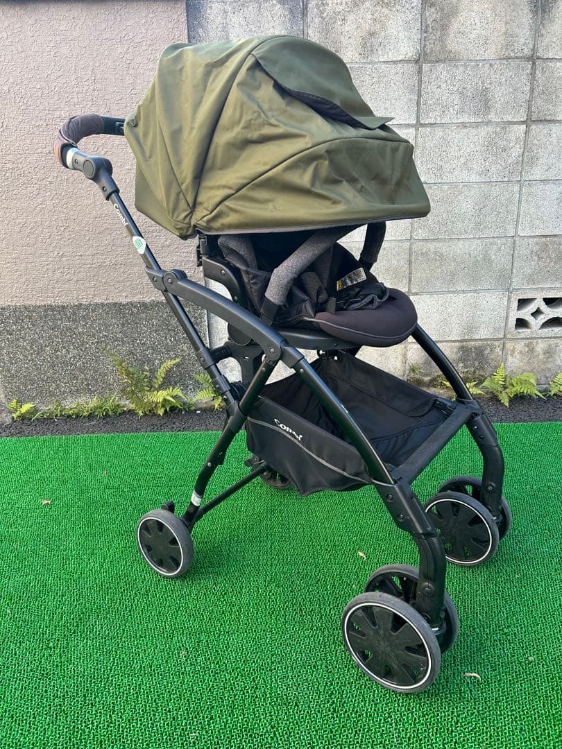 combi コンビ　ベビーカー　ラベリタ