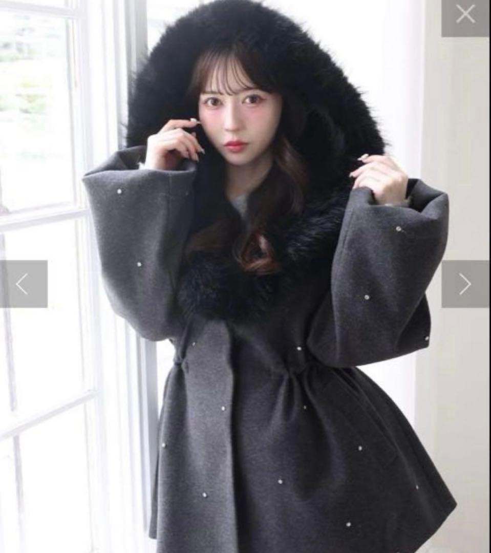 ナイスクラップ♡フードフェイクファービジューミドルコート