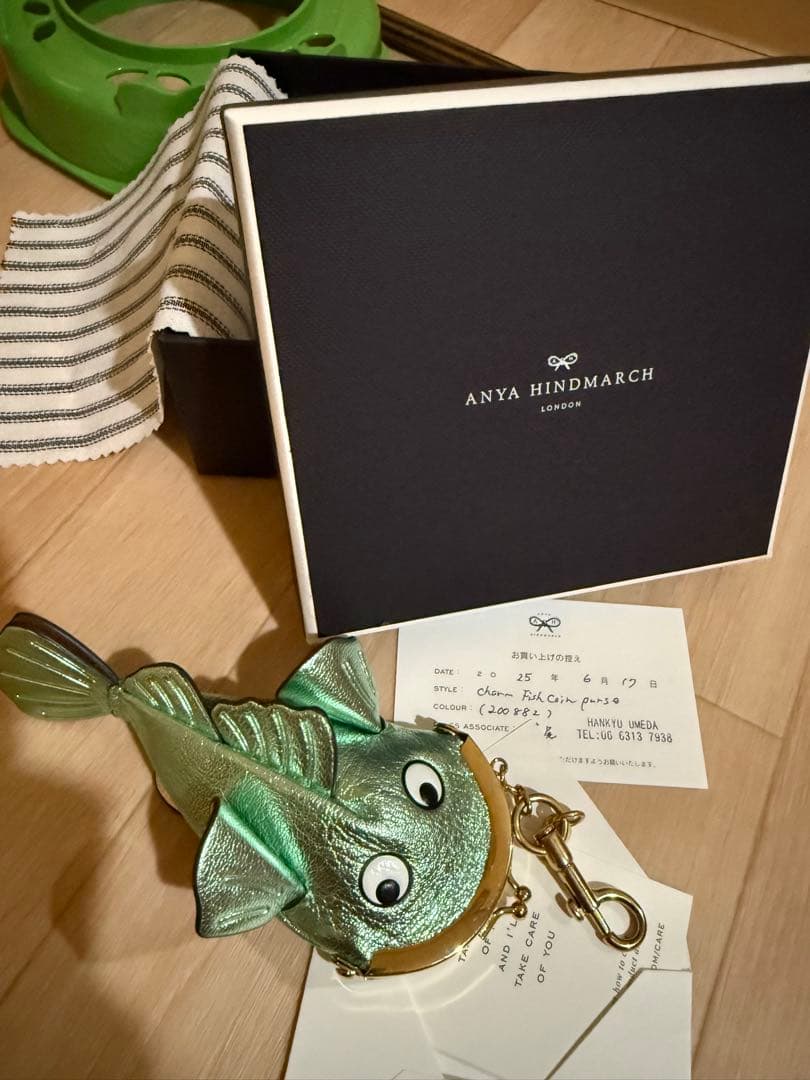 アニヤハインドマーチ フィッシュパース