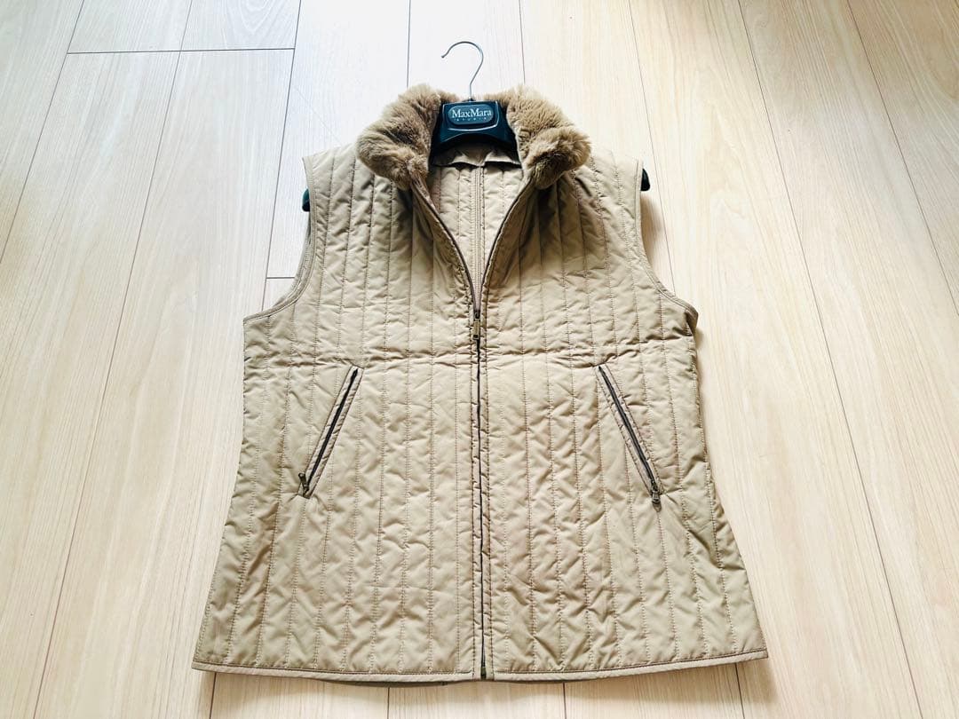 マックスマーラMaxMaraWEEKEND軽量ベストファー付ベージュキルティング