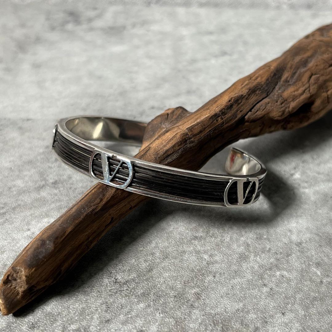 valentino SV925 バングル　ロゴ　シンプル　銀製品　正規品