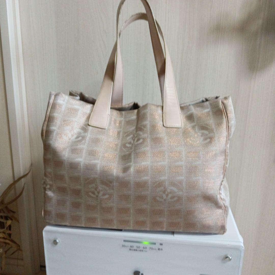 シャネルにユートラベルライントートバック