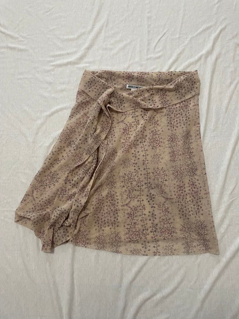 ISSEY MIYAKE 花柄ラップスカート