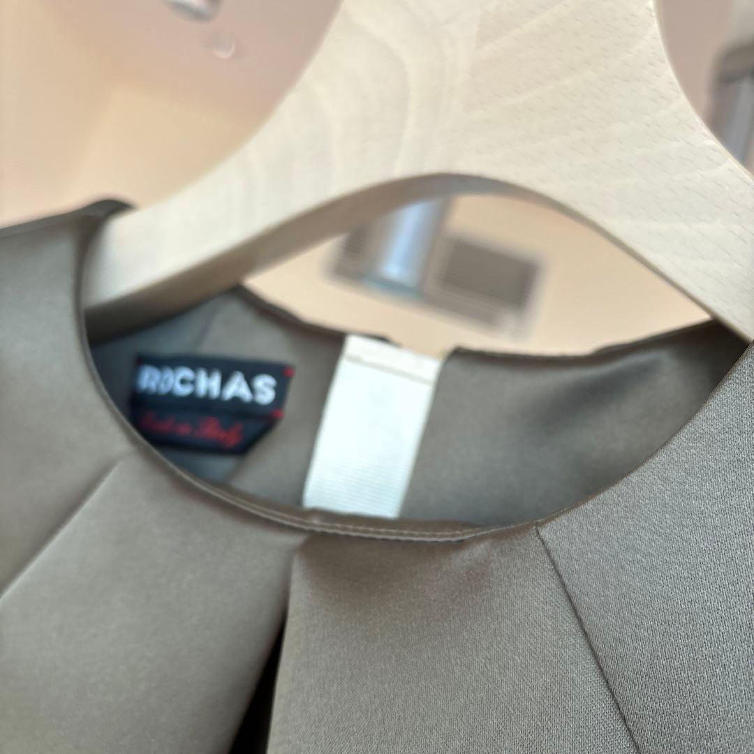 きょん様ROCHASロシャス カーキサテントップス未使用品