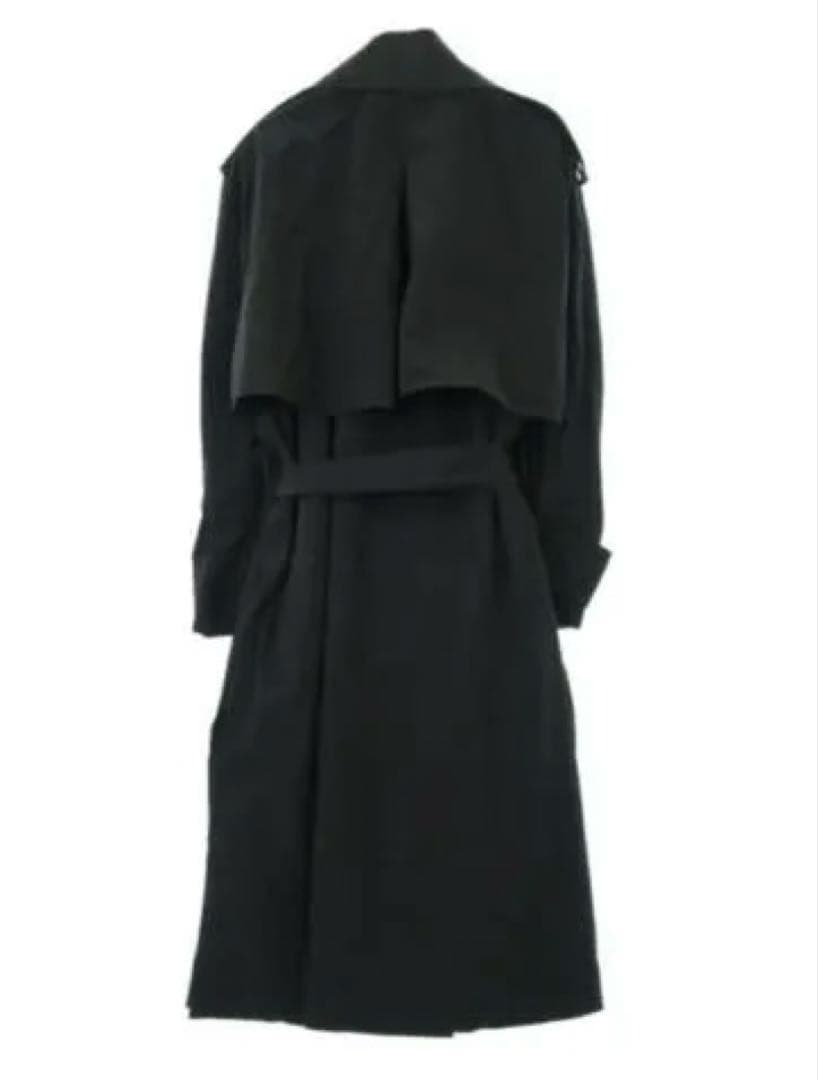 お値下げしました　FERRAGAMO ブラック トレンチコート　ハンガー付き