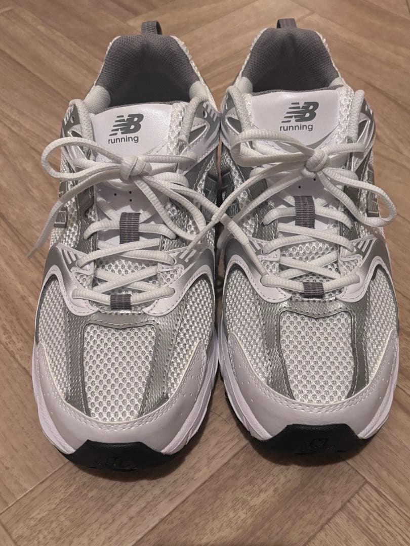 週末値下げ！ニューバランス530