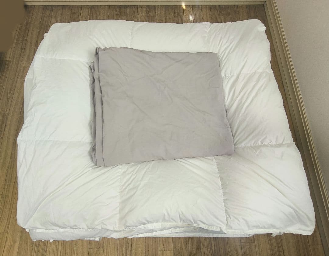 ニトリ 2枚合わせ羽毛布団　ダブル(ULT-i D)　【カバー付き】